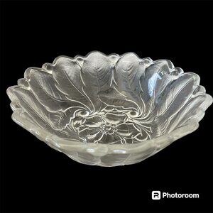 Indiana Glass Clear Wild Rose Serving Bowl // Textured Glass // 9" Diameter
